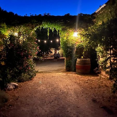 Domaine Faverot Maubec  Екстер'єр фото